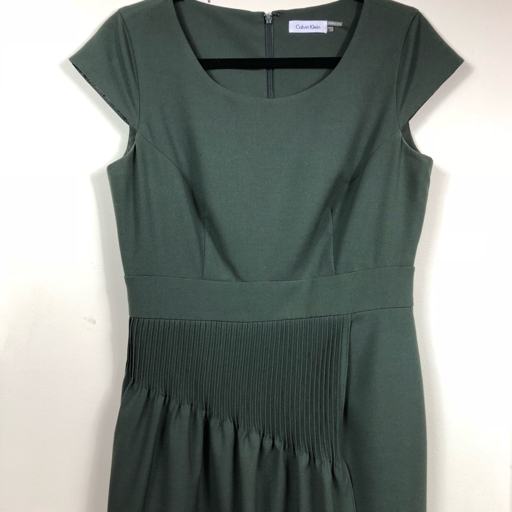 Calvin Klein Dress Size 8 Green Career Fully Lined